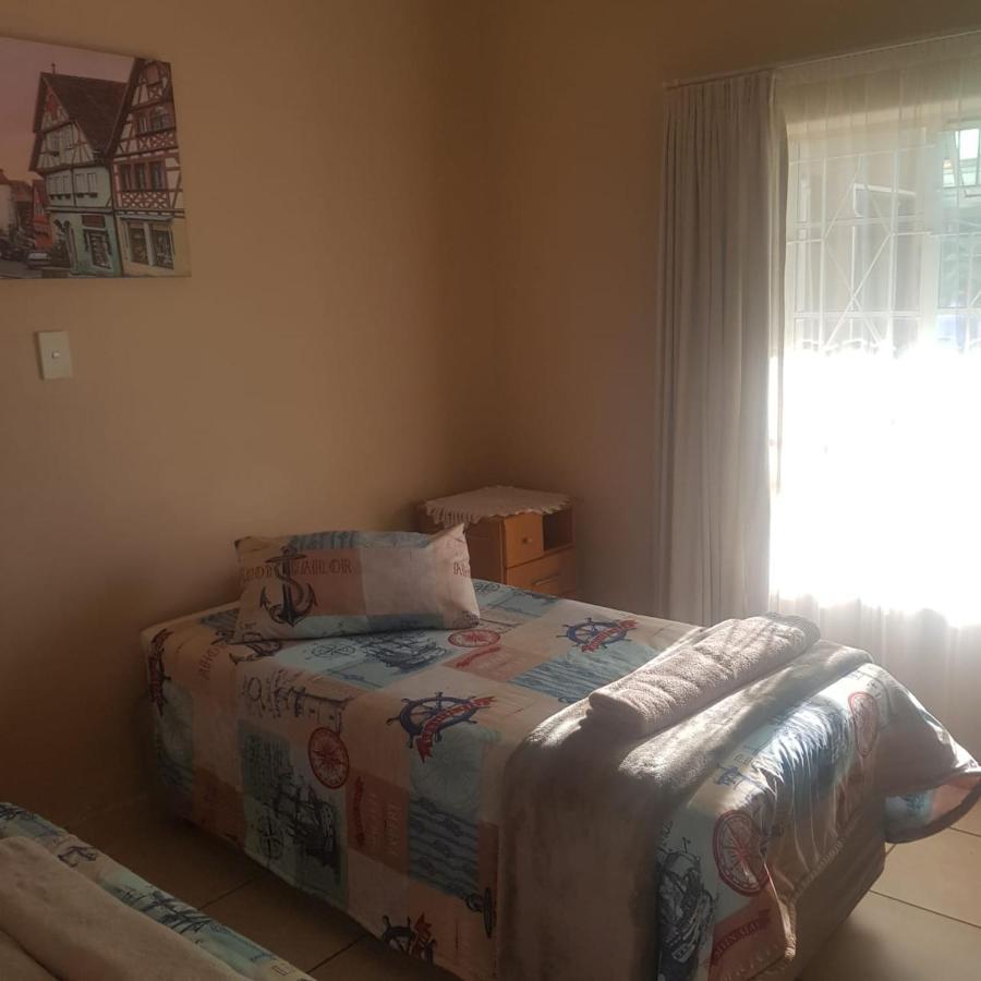 Mom'S Place Upington Ngoại thất bức ảnh